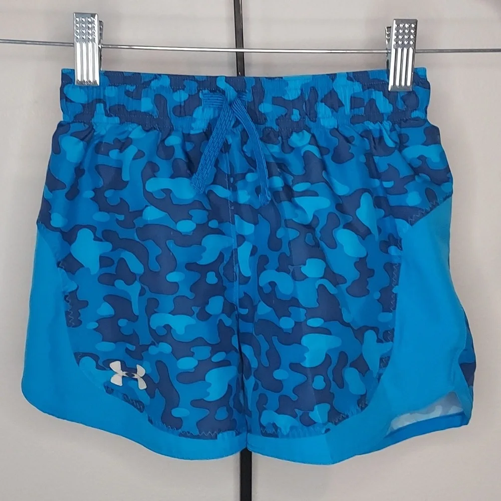 Under Armour Blue Camo Athletic Shorts Girls Size Small